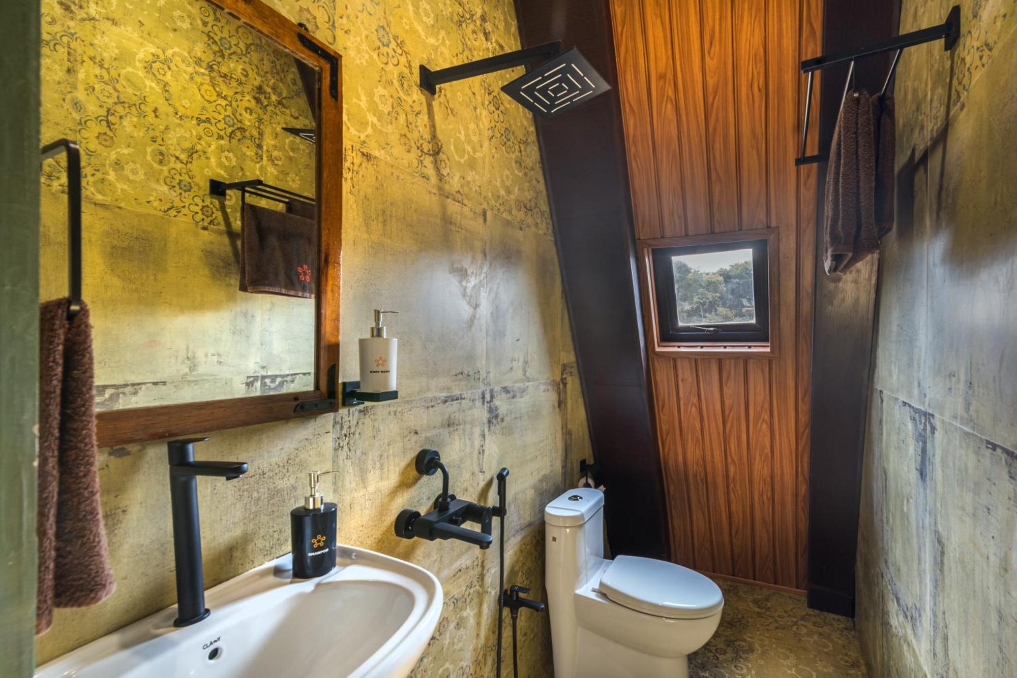 Saffronstays A Vantage, Panchgani - A Pyramid Shaped Unique Luxury Villa With Infinity Valley Views Exterior foto